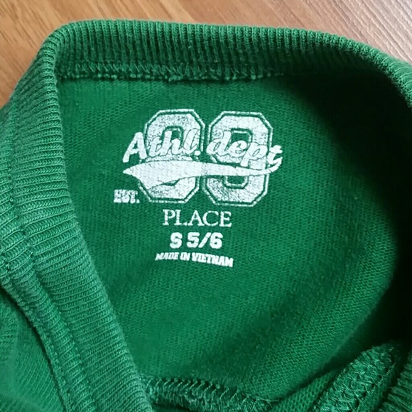Children's Place Sweater - Picture 3 of 4